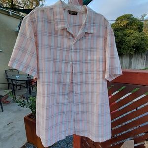 Triumph Men's XL short sleeve button up. Vintage. USA. Used. Pink/White plaid.